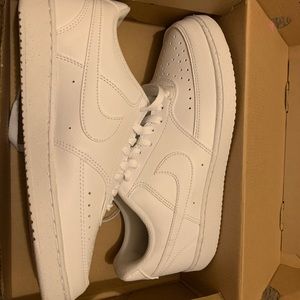 Nike court vision lo